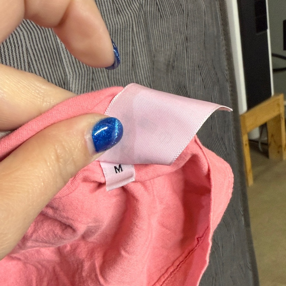 Pink Tee - Picture 4 of 4